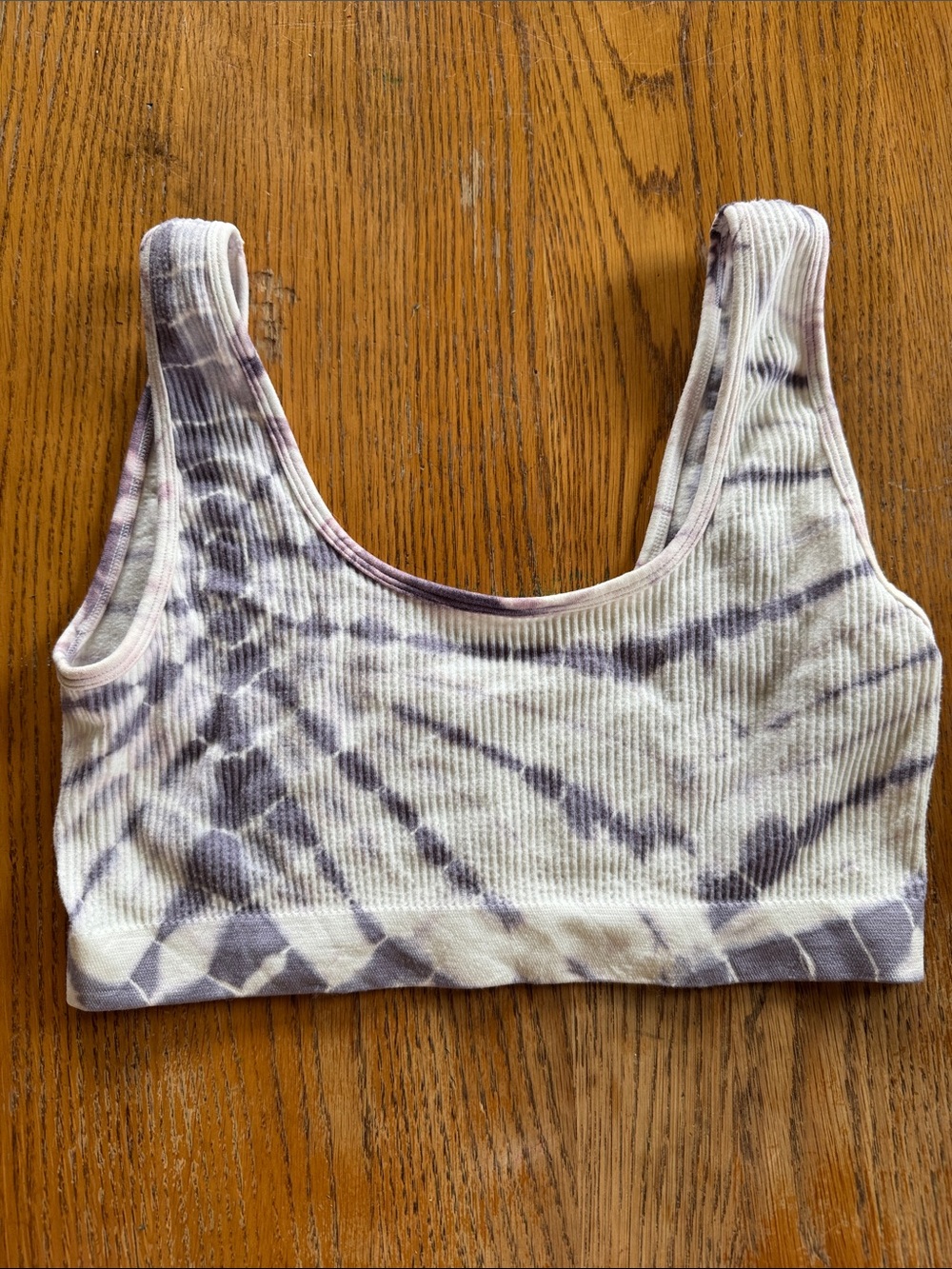 Colsie Ribbed Tie-Dye Scoop Bralette - Purple & White